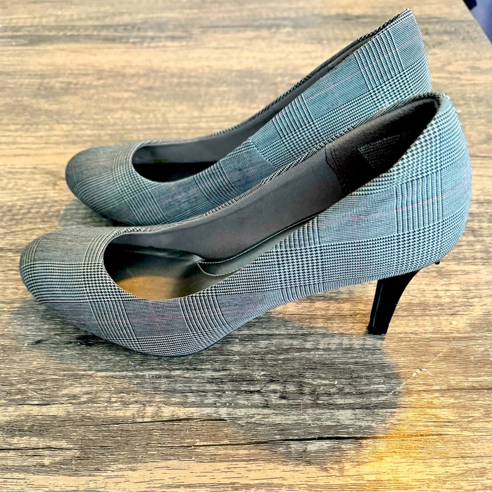 Comfort Plus heels (size 8)